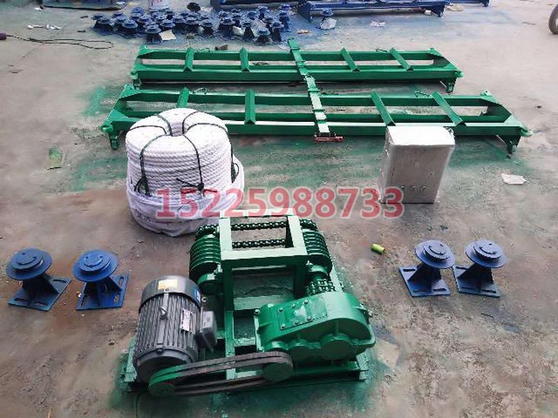 自動（dòng）刮糞機