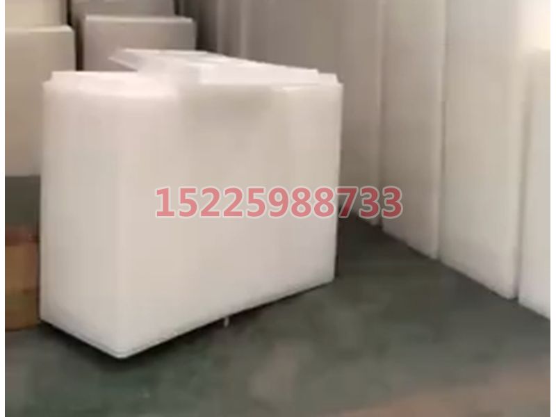 水泥漏糞板模具.塑料模具車間