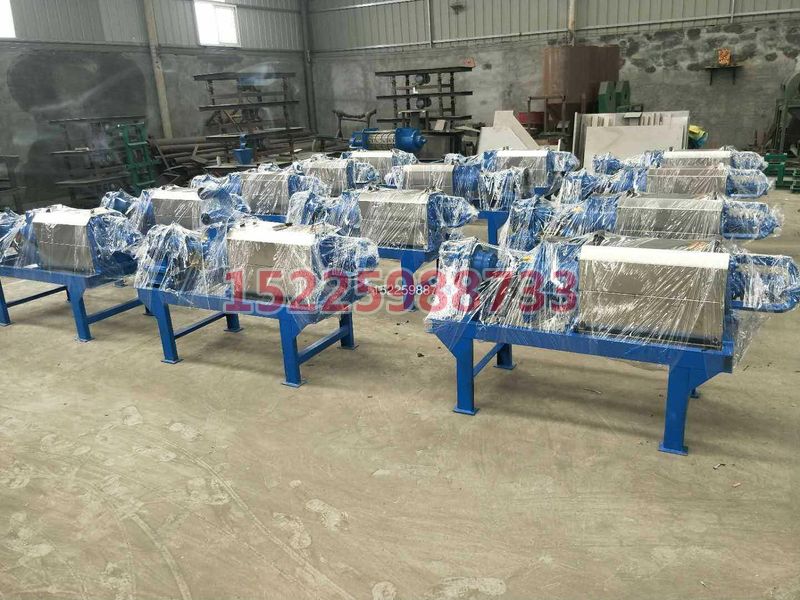 發貨36台固液分離機走（zǒu）江西（xī）